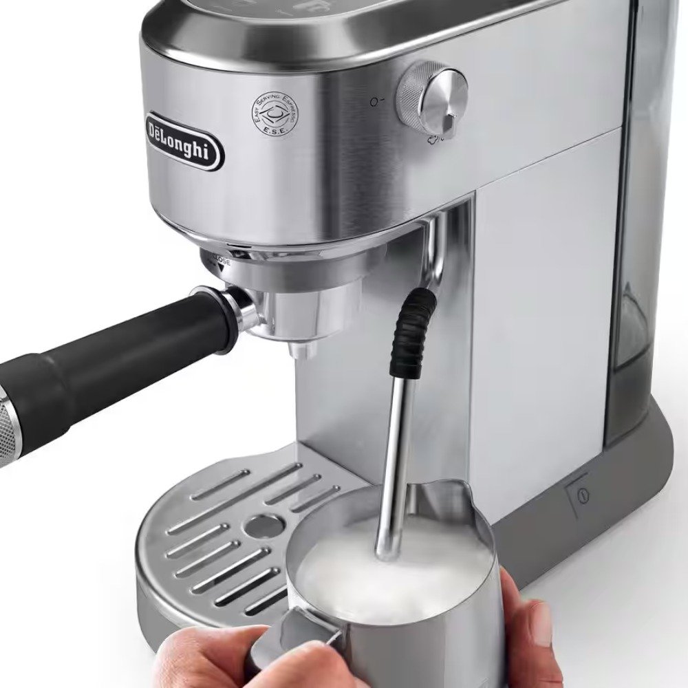 De'Longhi Dedica Barista Duo Coffee Maker with Pump Espresso, and Cold Brew -Manual Machine with Latte Art Steam Wand - 2 Espresso - Touchscreen - International warranty EC890 - الصورة 2